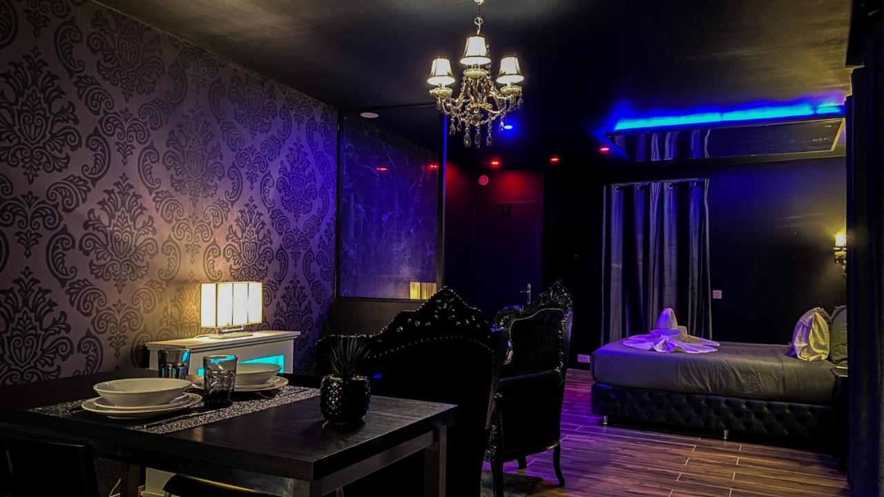 Nouveau - Luxure - Secret Suite - Jacuzzi Мелен Екстер'єр фото
